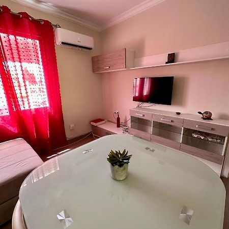 Precioso Apartamento 3 Dormitorios, Aire Acondicionado Menos 10 Min A Pie Feria Jerez De La Frontera Eksteriør billede