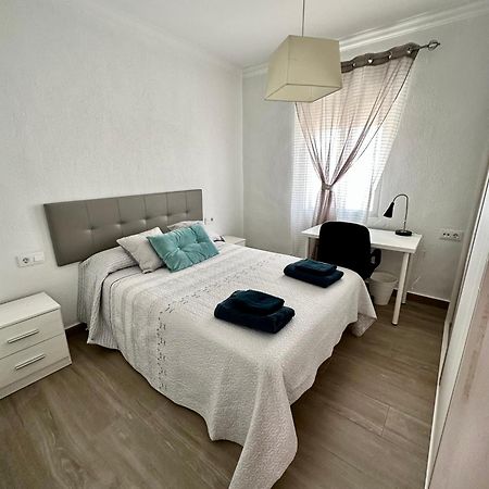 Precioso Apartamento 3 Dormitorios, Aire Acondicionado Menos 10 Min A Pie Feria Jerez De La Frontera Eksteriør billede